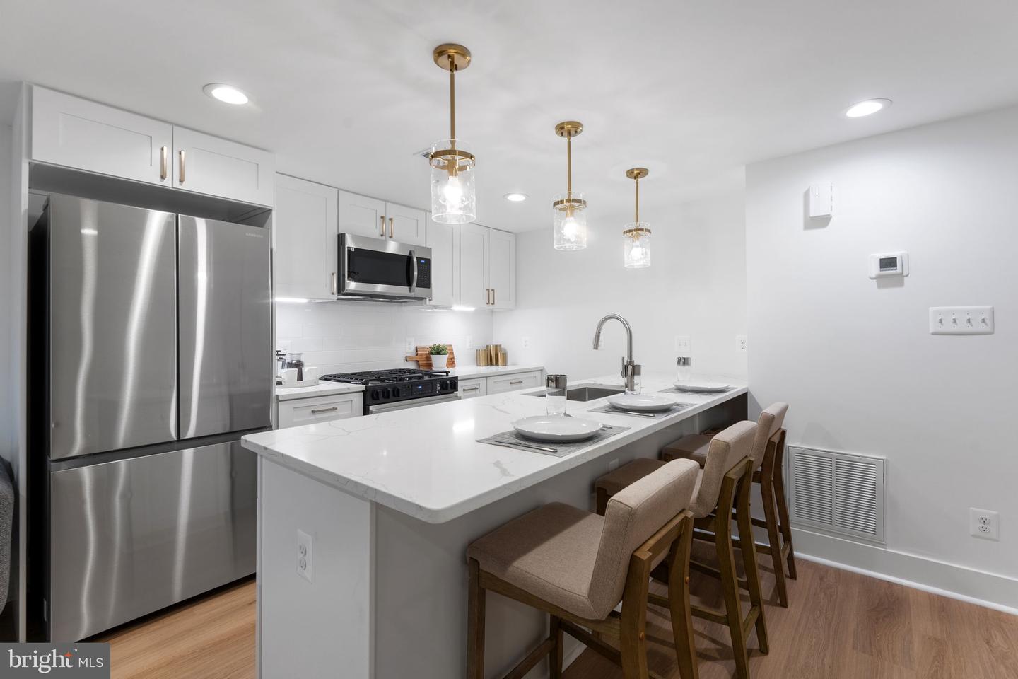 143 13TH ST NE, WASHINGTON, District Of Columbia 20002, 5 Bedrooms Bedrooms, ,3 BathroomsBathrooms,Residential,For sale,143 13TH ST NE,DCDC2197752 MLS # DCDC2197752
