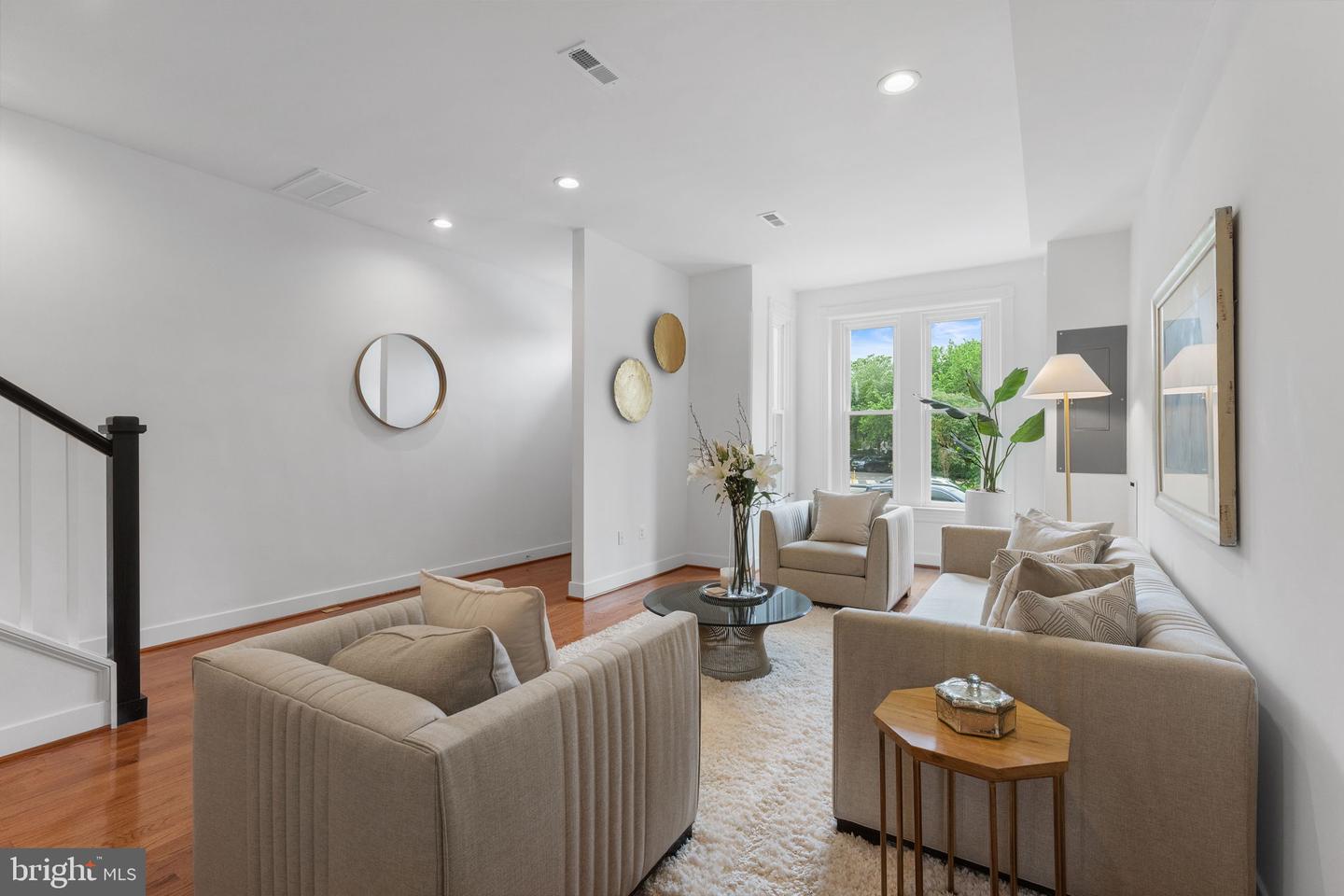 143 13TH ST NE, WASHINGTON, District Of Columbia 20002, 5 Bedrooms Bedrooms, ,3 BathroomsBathrooms,Residential,For sale,143 13TH ST NE,DCDC2197752 MLS # DCDC2197752