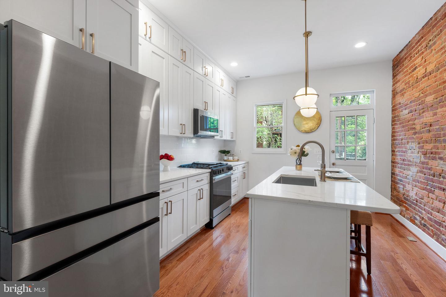 143 13TH ST NE, WASHINGTON, District Of Columbia 20002, 5 Bedrooms Bedrooms, ,3 BathroomsBathrooms,Residential,For sale,143 13TH ST NE,DCDC2197752 MLS # DCDC2197752