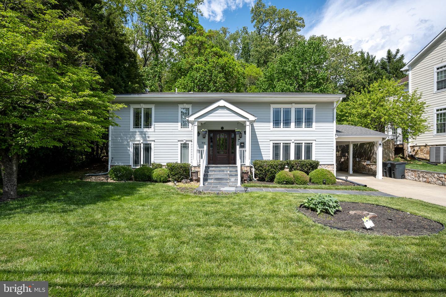 1016 COTTAGE ST SW, VIENNA, Virginia 22180, 5 Bedrooms Bedrooms, ,5 BathroomsBathrooms,Residential,For sale,1016 COTTAGE ST SW,VAFX2237502 MLS # VAFX2237502