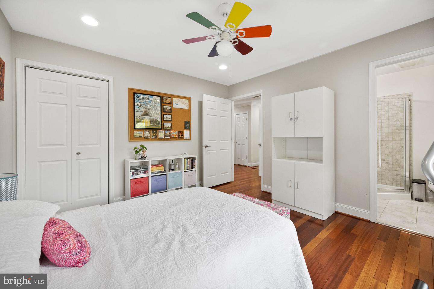 1016 COTTAGE ST SW, VIENNA, Virginia 22180, 5 Bedrooms Bedrooms, ,5 BathroomsBathrooms,Residential,For sale,1016 COTTAGE ST SW,VAFX2237502 MLS # VAFX2237502