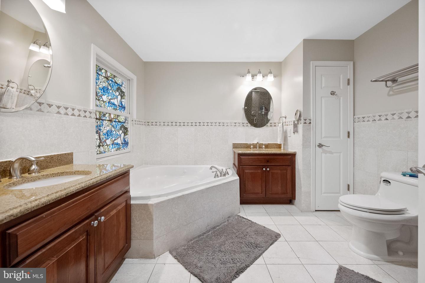 1016 COTTAGE ST SW, VIENNA, Virginia 22180, 5 Bedrooms Bedrooms, ,5 BathroomsBathrooms,Residential,For sale,1016 COTTAGE ST SW,VAFX2237502 MLS # VAFX2237502