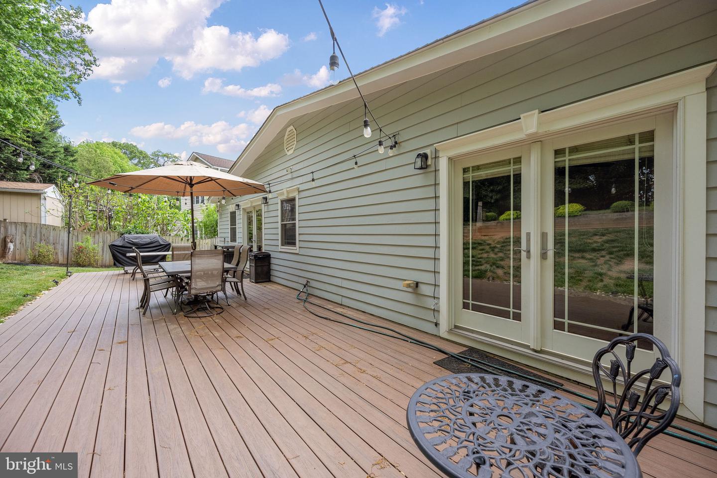 1016 COTTAGE ST SW, VIENNA, Virginia 22180, 5 Bedrooms Bedrooms, ,5 BathroomsBathrooms,Residential,For sale,1016 COTTAGE ST SW,VAFX2237502 MLS # VAFX2237502
