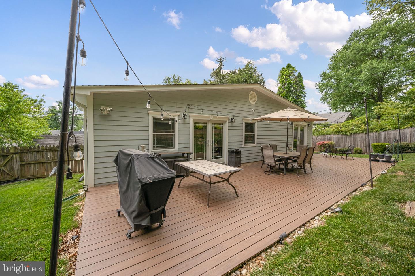 1016 COTTAGE ST SW, VIENNA, Virginia 22180, 5 Bedrooms Bedrooms, ,5 BathroomsBathrooms,Residential,For sale,1016 COTTAGE ST SW,VAFX2237502 MLS # VAFX2237502