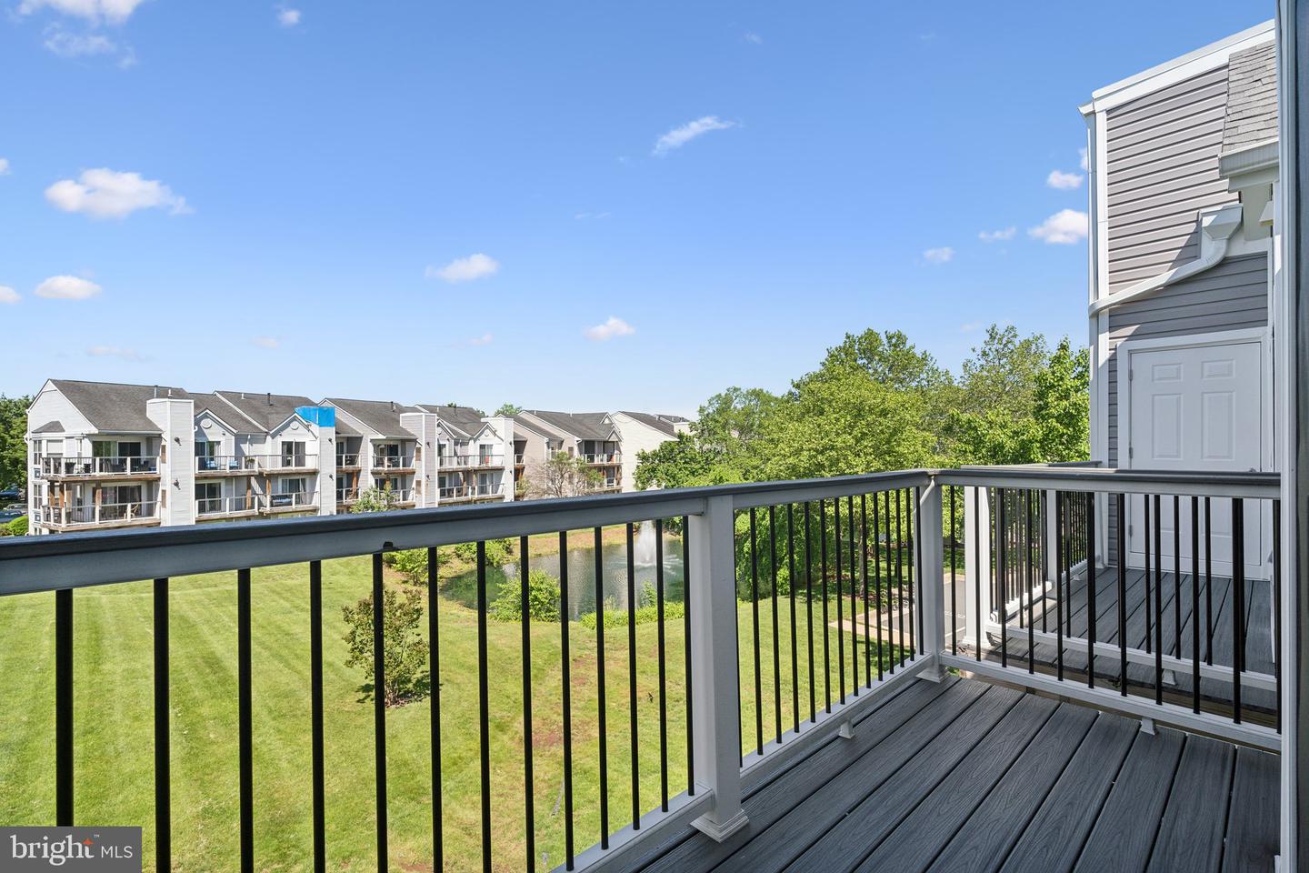 20583 SNOWSHOE SQ #301, ASHBURN, Virginia 20147, 2 Bedrooms Bedrooms, ,2 BathroomsBathrooms,Residential,For sale,20583 SNOWSHOE SQ #301,VALO2095186 MLS # VALO2095186