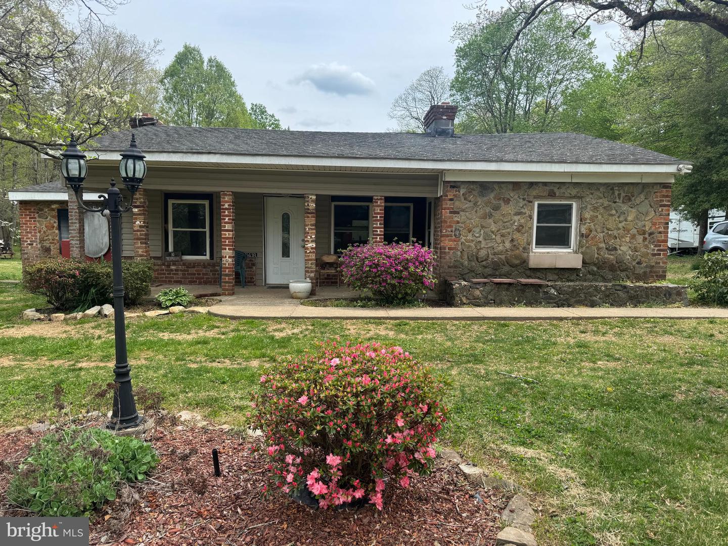 11418 COX MILL, GORDONSVILLE, Virginia 22942, 3 Bedrooms Bedrooms, 7 Rooms Rooms,1 BathroomBathrooms,Residential,For sale,11418 COX MILL,VAOR2009570 MLS # VAOR2009570