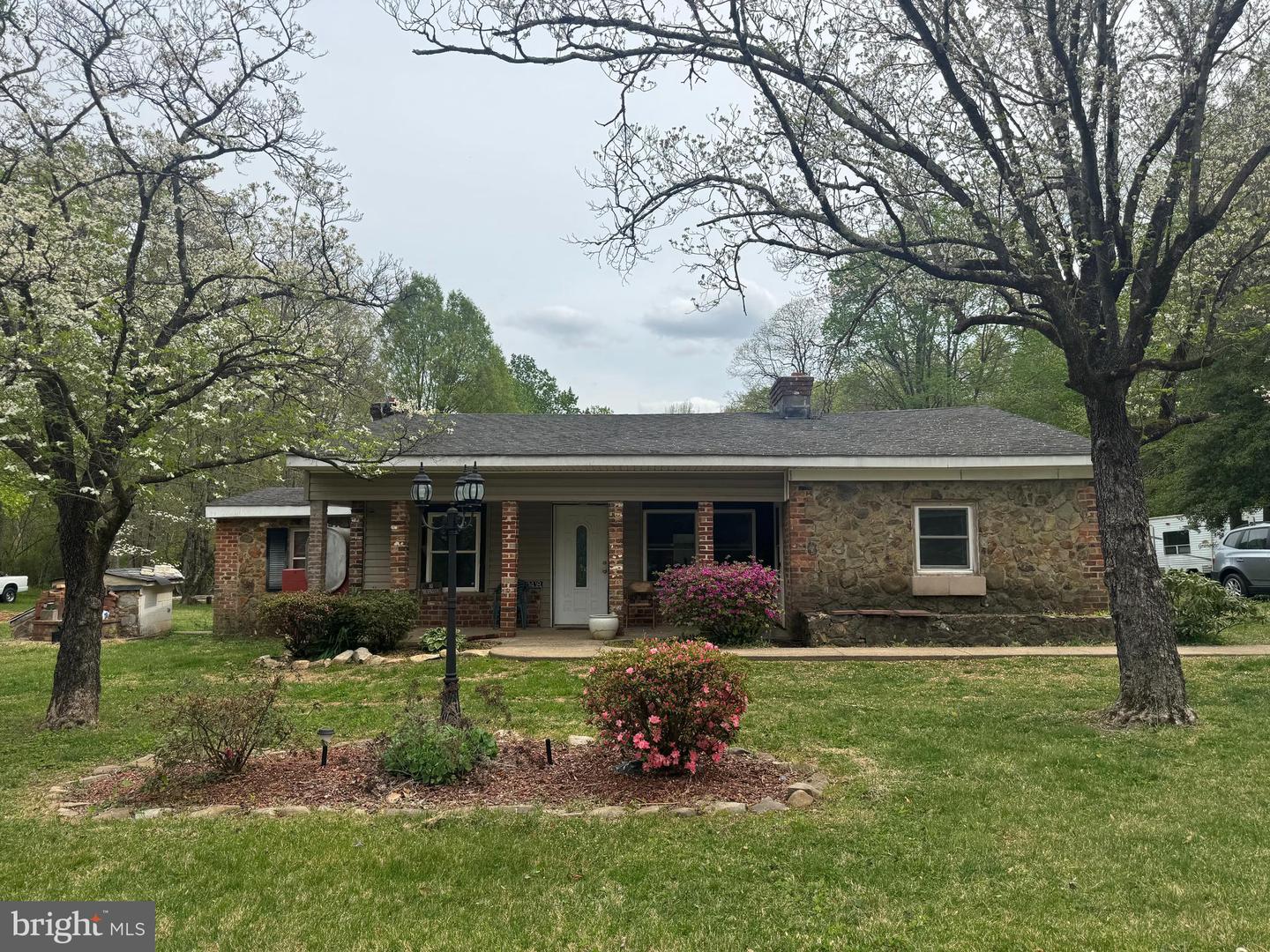 11418 COX MILL, GORDONSVILLE, Virginia 22942, 3 Bedrooms Bedrooms, 7 Rooms Rooms,1 BathroomBathrooms,Residential,For sale,11418 COX MILL,VAOR2009570 MLS # VAOR2009570