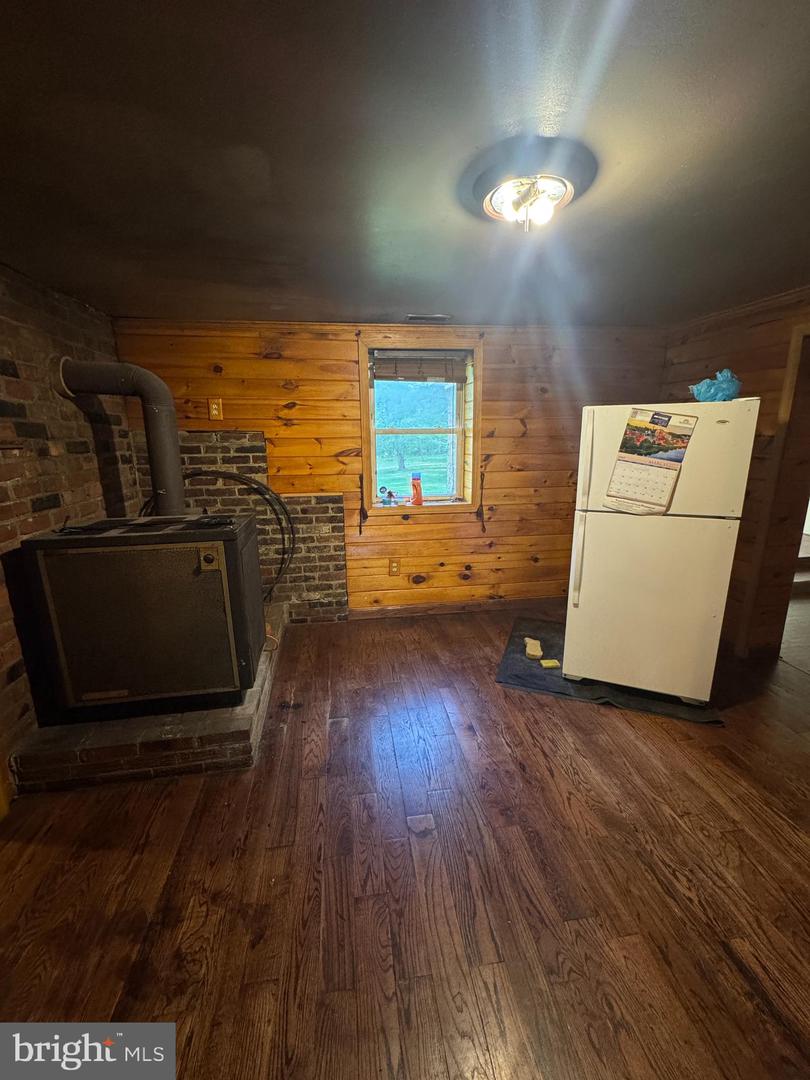 11418 COX MILL, GORDONSVILLE, Virginia 22942, 3 Bedrooms Bedrooms, 7 Rooms Rooms,1 BathroomBathrooms,Residential,For sale,11418 COX MILL,VAOR2009570 MLS # VAOR2009570