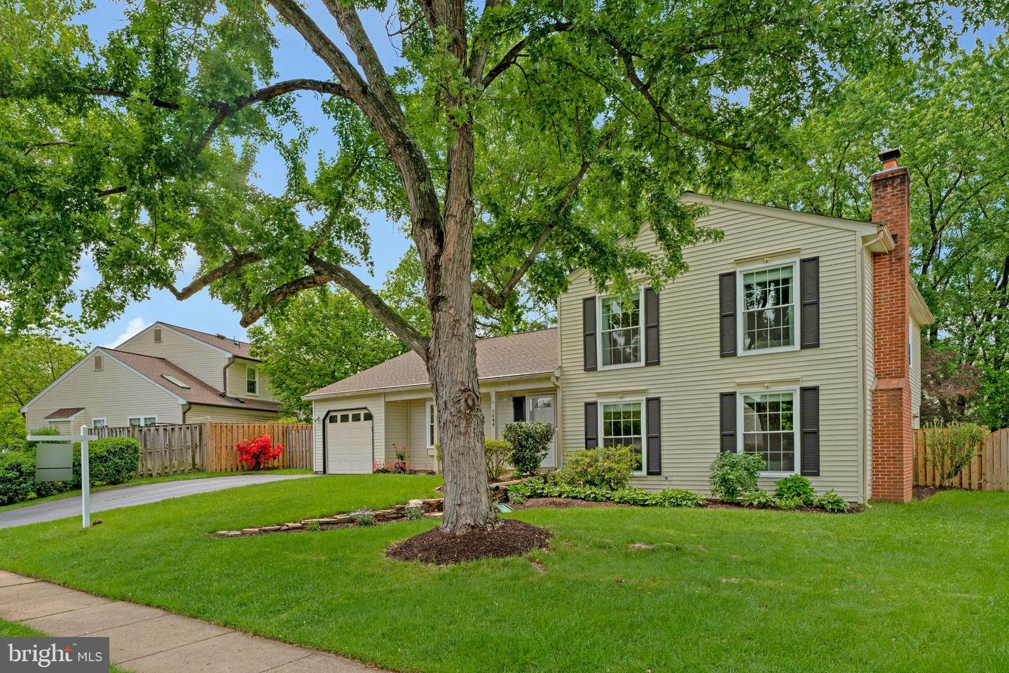 1644 SADLERS WELLS, HERNDON, Virginia 20170, 4 Bedrooms Bedrooms, ,2 BathroomsBathrooms,Residential,For sale,1644 SADLERS WELLS,VAFX2237972 MLS # VAFX2237972