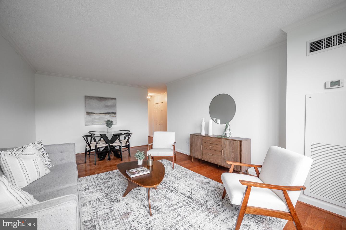 5500 HOLMES RUN PKWY #418, ALEXANDRIA, Virginia 22304, 1 Bedroom Bedrooms, ,1 BathroomBathrooms,Residential,For sale,5500 HOLMES RUN PKWY #418,VAAX2044964 MLS # VAAX2044964