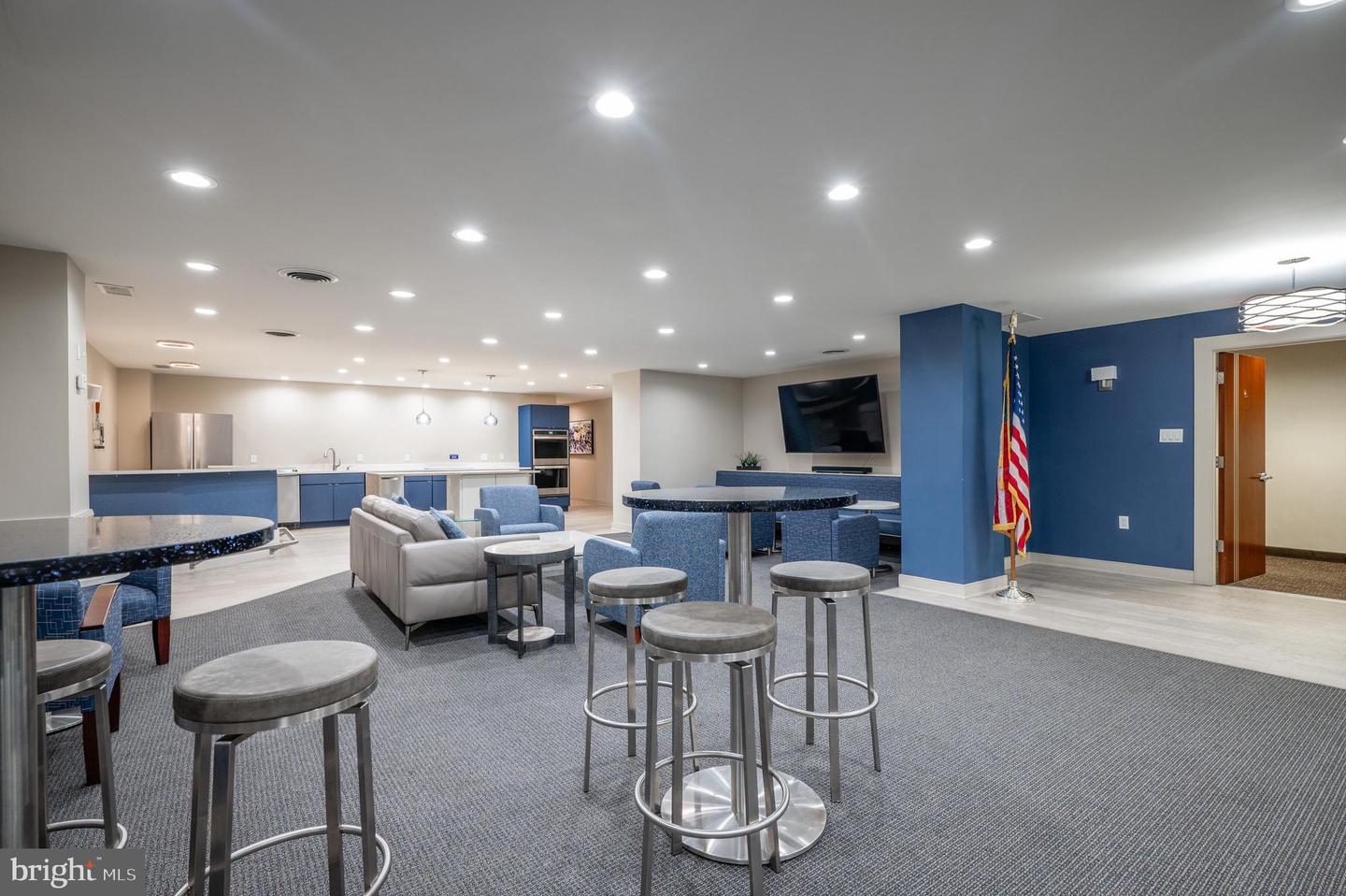 5500 HOLMES RUN PKWY #418, ALEXANDRIA, Virginia 22304, 1 Bedroom Bedrooms, ,1 BathroomBathrooms,Residential,For sale,5500 HOLMES RUN PKWY #418,VAAX2044964 MLS # VAAX2044964