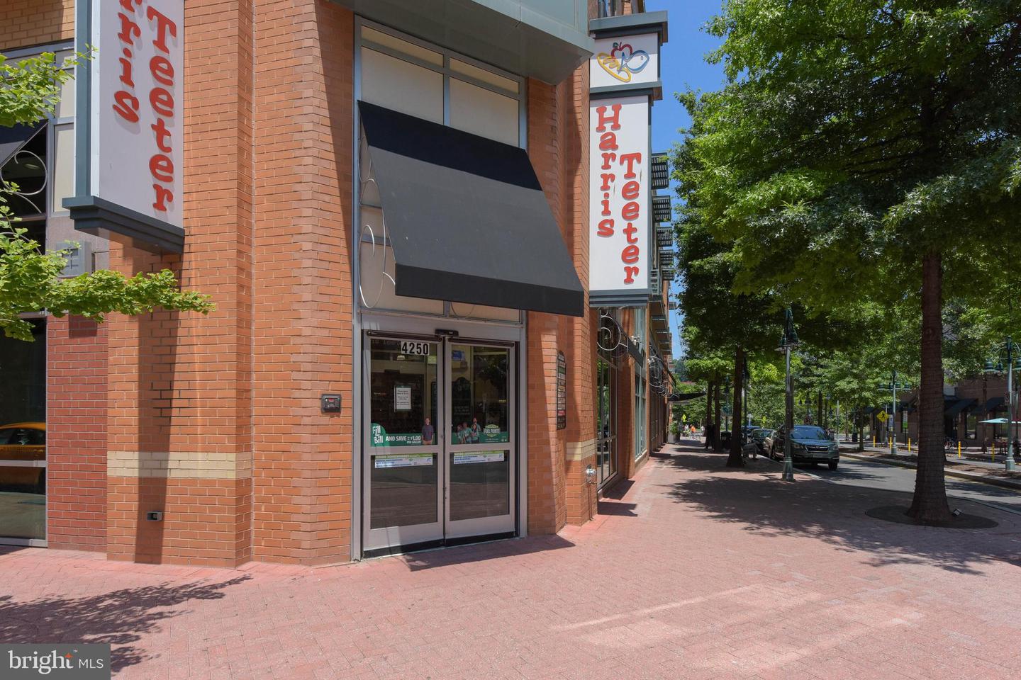 5500 HOLMES RUN PKWY #418, ALEXANDRIA, Virginia 22304, 1 Bedroom Bedrooms, ,1 BathroomBathrooms,Residential,For sale,5500 HOLMES RUN PKWY #418,VAAX2044964 MLS # VAAX2044964