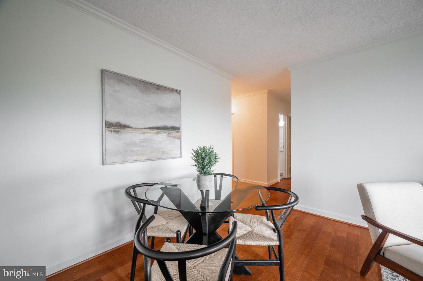 5500 HOLMES RUN PKWY #418, ALEXANDRIA, Virginia 22304, 1 Bedroom Bedrooms, ,1 BathroomBathrooms,Residential,For sale,5500 HOLMES RUN PKWY #418,VAAX2044964 MLS # VAAX2044964