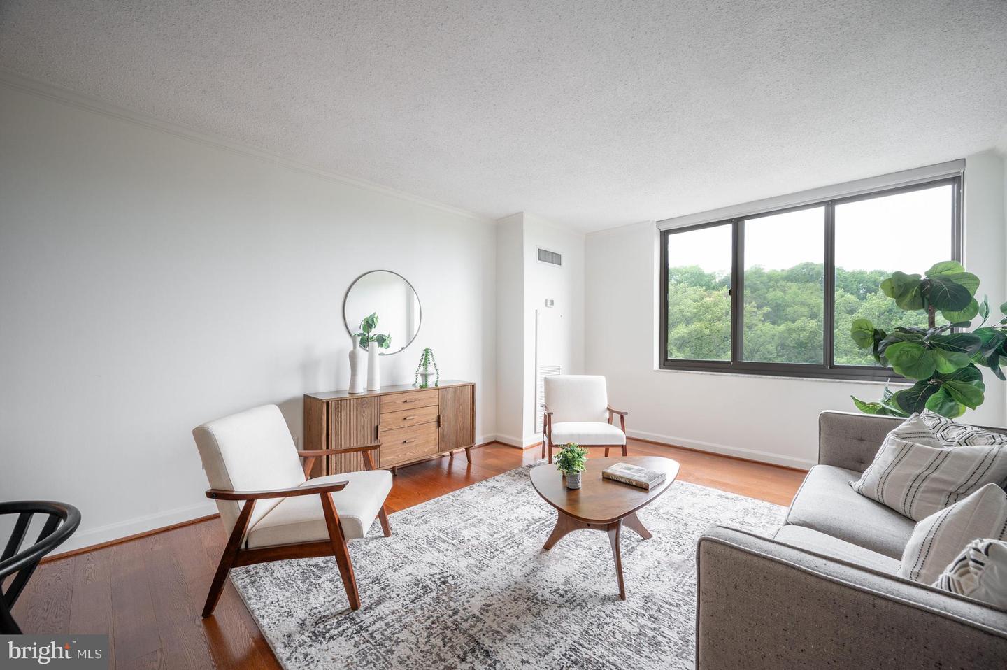 5500 HOLMES RUN PKWY #418, ALEXANDRIA, Virginia 22304, 1 Bedroom Bedrooms, ,1 BathroomBathrooms,Residential,For sale,5500 HOLMES RUN PKWY #418,VAAX2044964 MLS # VAAX2044964