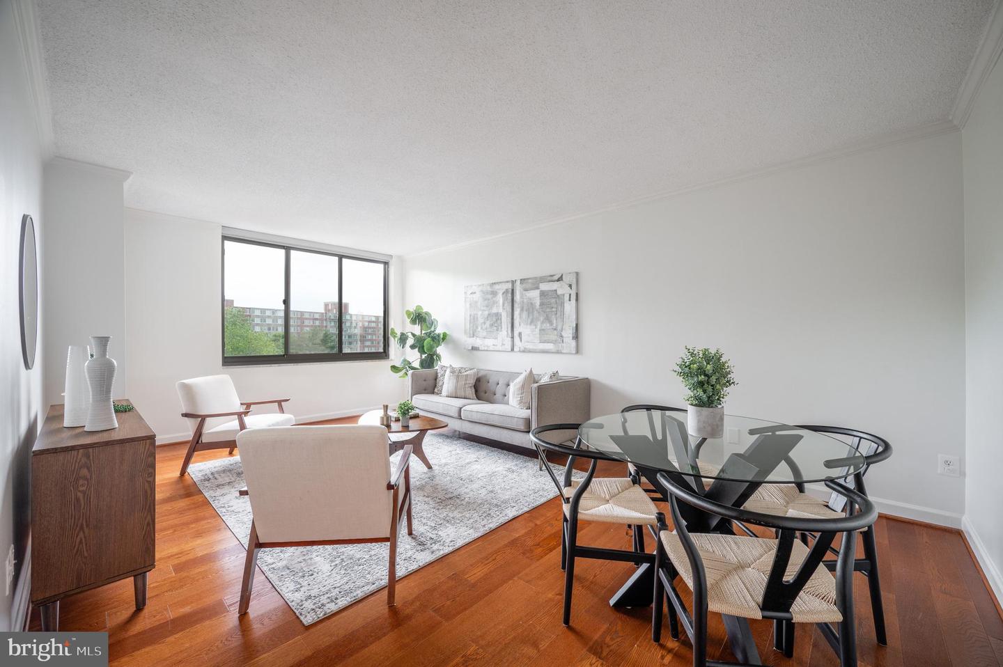 5500 HOLMES RUN PKWY #418, ALEXANDRIA, Virginia 22304, 1 Bedroom Bedrooms, ,1 BathroomBathrooms,Residential,For sale,5500 HOLMES RUN PKWY #418,VAAX2044964 MLS # VAAX2044964