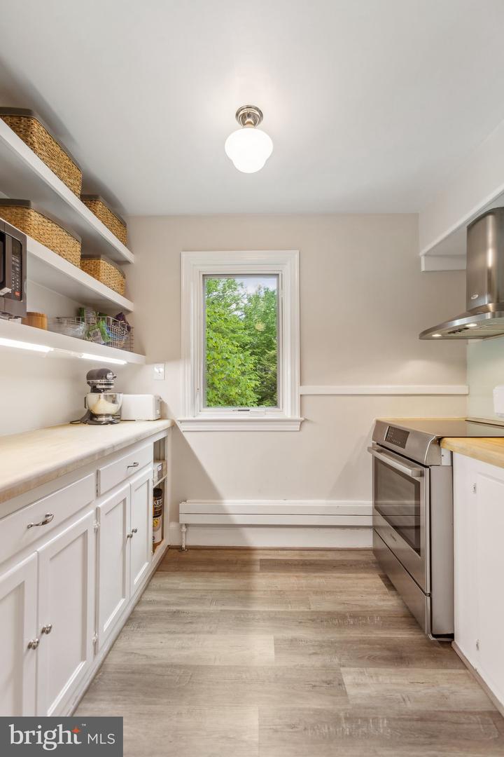 6419 BARNABY ST NW, WASHINGTON, District Of Columbia 20015, 4 Bedrooms Bedrooms, ,3 BathroomsBathrooms,Residential,For sale,6419 BARNABY ST NW,DCDC2199172 MLS # DCDC2199172