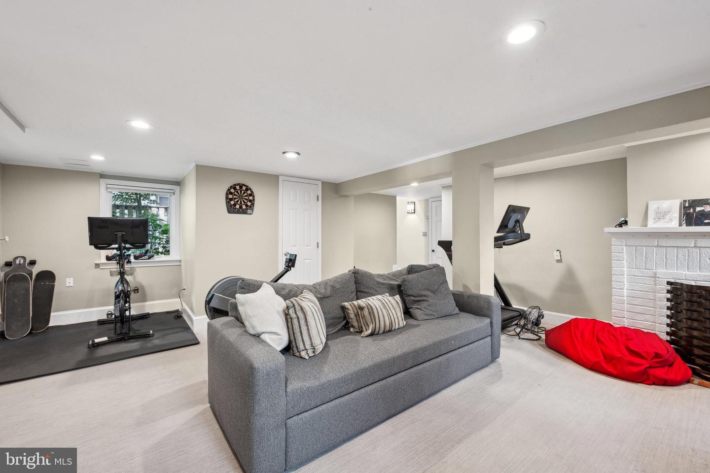 6419 BARNABY ST NW, WASHINGTON, District Of Columbia 20015, 4 Bedrooms Bedrooms, ,3 BathroomsBathrooms,Residential,For sale,6419 BARNABY ST NW,DCDC2199172 MLS # DCDC2199172
