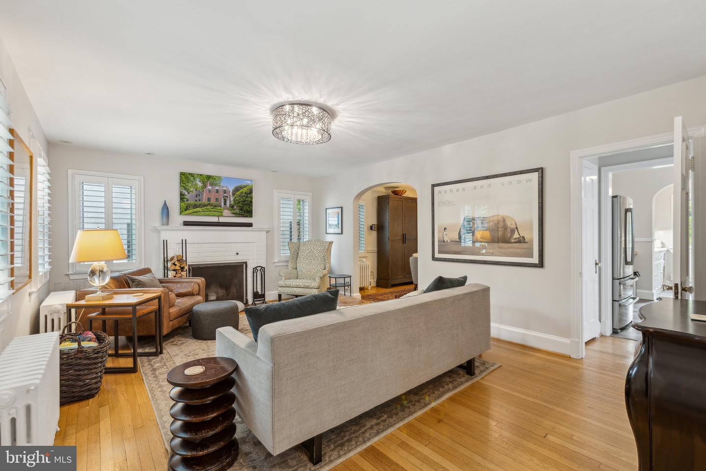 6419 BARNABY ST NW, WASHINGTON, District Of Columbia 20015, 4 Bedrooms Bedrooms, ,3 BathroomsBathrooms,Residential,For sale,6419 BARNABY ST NW,DCDC2199172 MLS # DCDC2199172