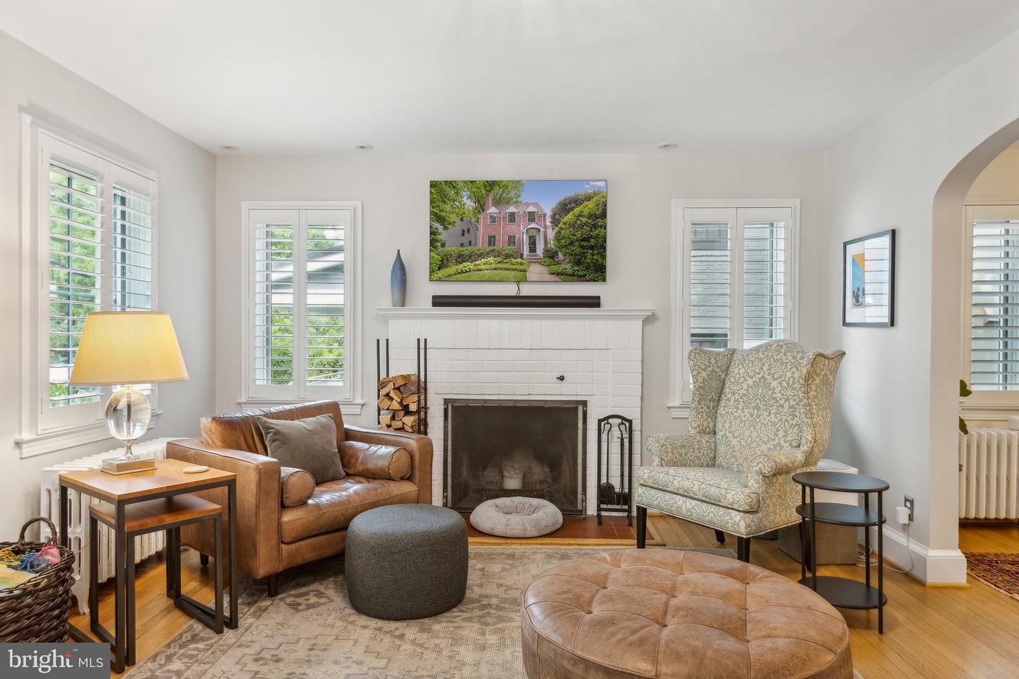 6419 BARNABY ST NW, WASHINGTON, District Of Columbia 20015, 4 Bedrooms Bedrooms, ,3 BathroomsBathrooms,Residential,For sale,6419 BARNABY ST NW,DCDC2199172 MLS # DCDC2199172