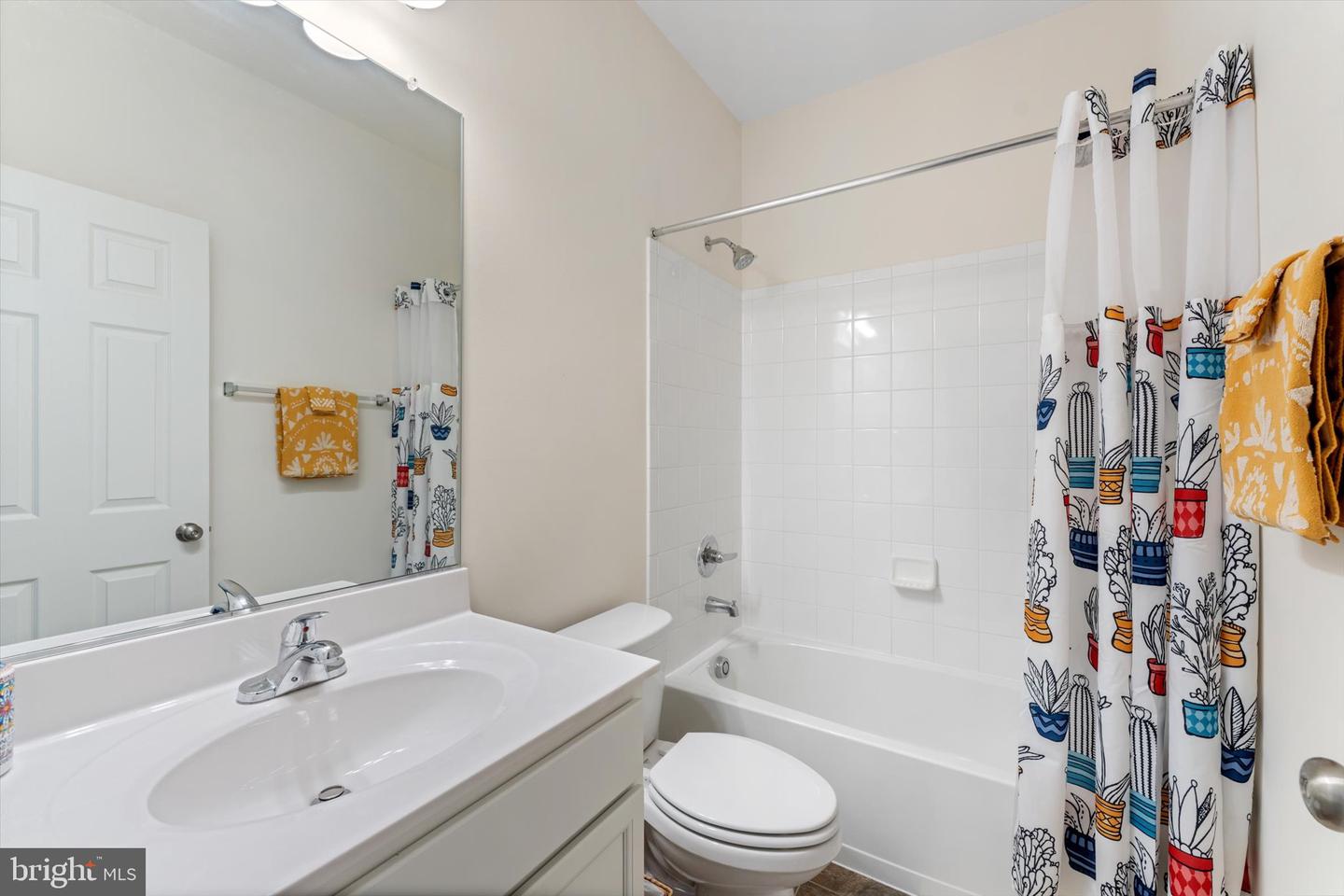 102 JEWEL BOX DR, STEPHENSON, Virginia 22656, 3 Bedrooms Bedrooms, ,2 BathroomsBathrooms,Residential,For sale,102 JEWEL BOX DR,VAFV2033954 MLS # VAFV2033954