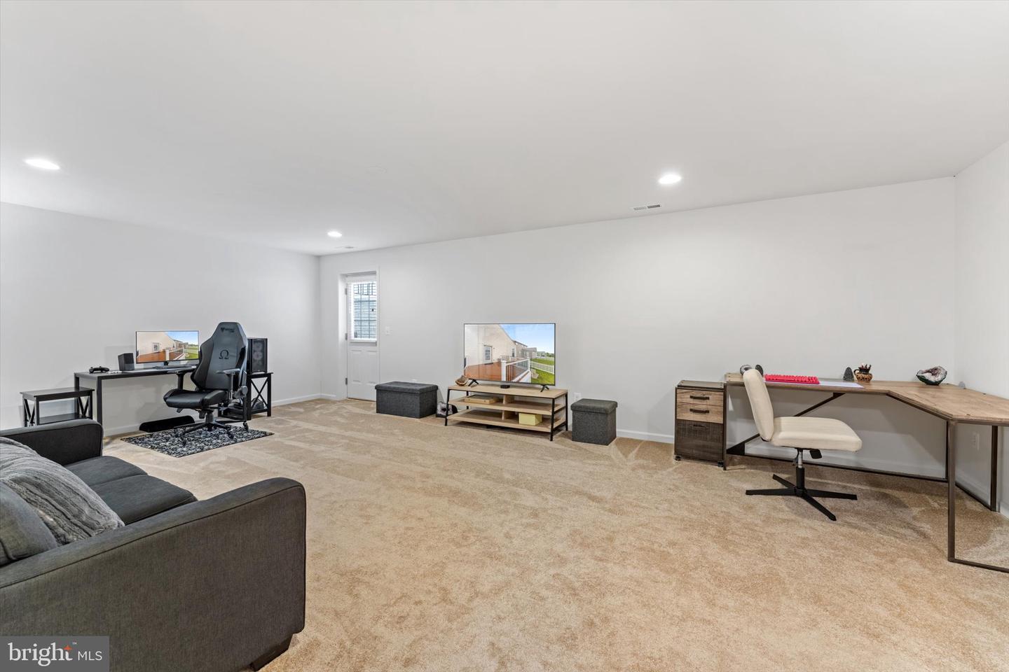 102 JEWEL BOX DR, STEPHENSON, Virginia 22656, 3 Bedrooms Bedrooms, ,2 BathroomsBathrooms,Residential,For sale,102 JEWEL BOX DR,VAFV2033954 MLS # VAFV2033954