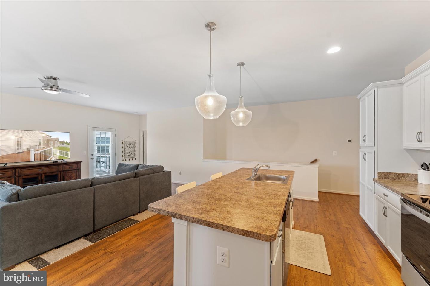 102 JEWEL BOX DR, STEPHENSON, Virginia 22656, 3 Bedrooms Bedrooms, ,2 BathroomsBathrooms,Residential,For sale,102 JEWEL BOX DR,VAFV2033954 MLS # VAFV2033954