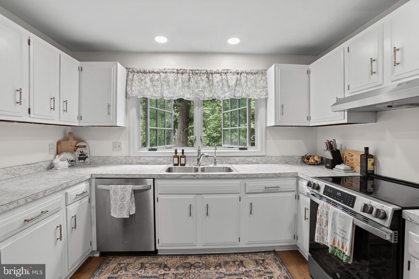 443 DEERWOOD DR, FREDERICKSBURG, Virginia 22401, 3 Bedrooms Bedrooms, ,1 BathroomBathrooms,Residential,For sale,443 DEERWOOD DR,VAFB2008130 MLS # VAFB2008130