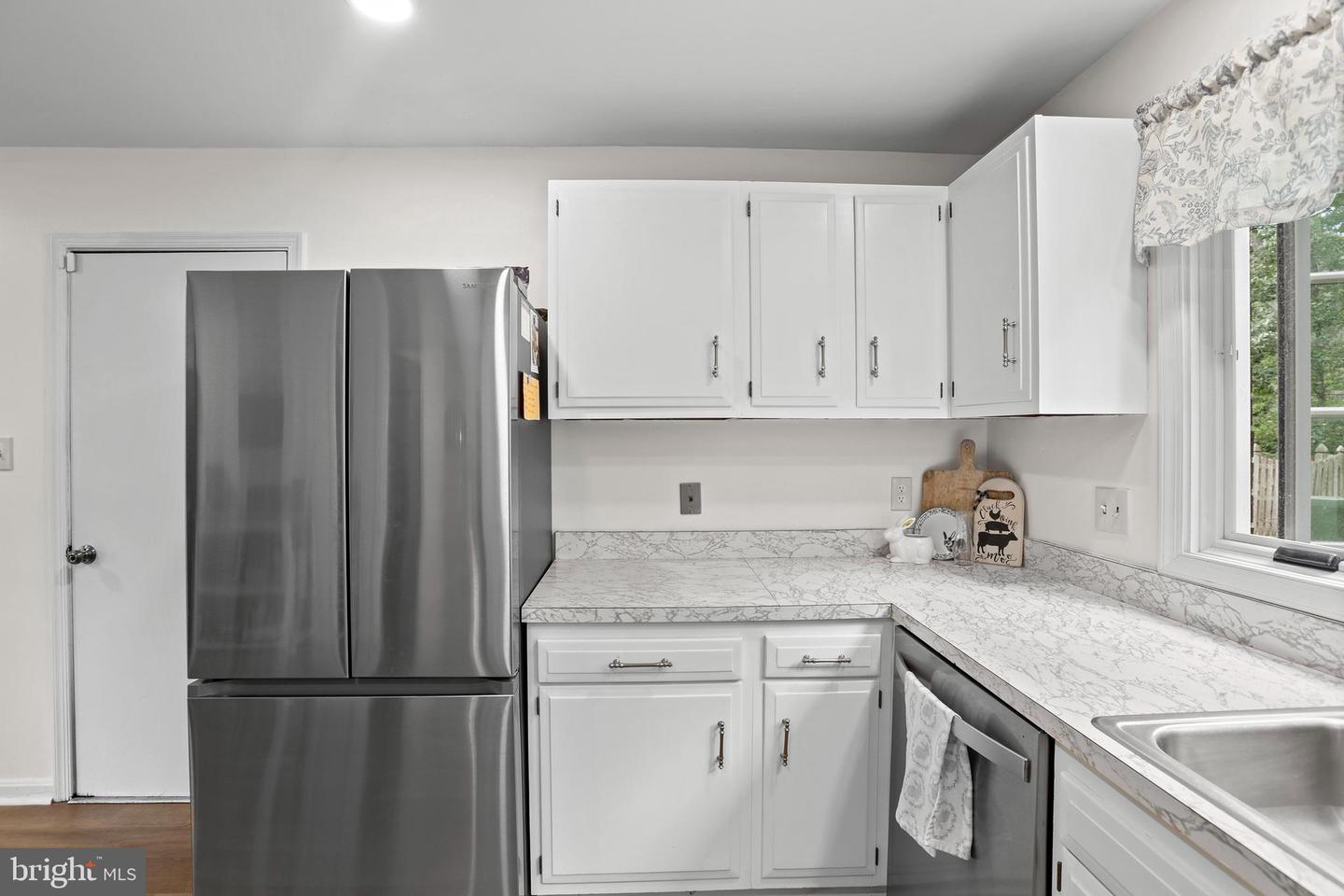 443 DEERWOOD DR, FREDERICKSBURG, Virginia 22401, 3 Bedrooms Bedrooms, ,1 BathroomBathrooms,Residential,For sale,443 DEERWOOD DR,VAFB2008130 MLS # VAFB2008130