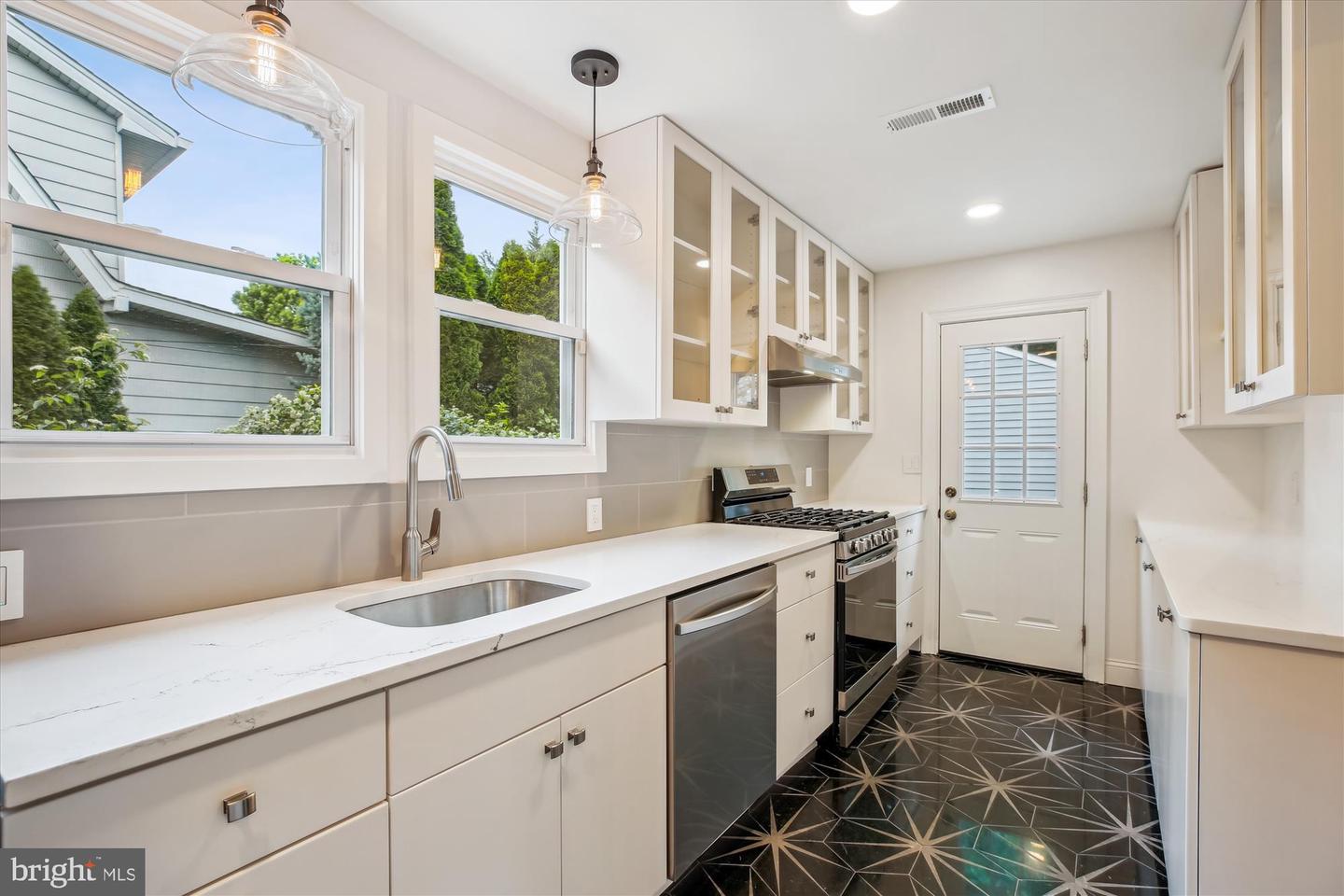 4311 ELLICOTT ST NW, WASHINGTON, District Of Columbia 20016, 3 Bedrooms Bedrooms, ,3 BathroomsBathrooms,Residential,For sale,4311 ELLICOTT ST NW,DCDC2199486 MLS # DCDC2199486