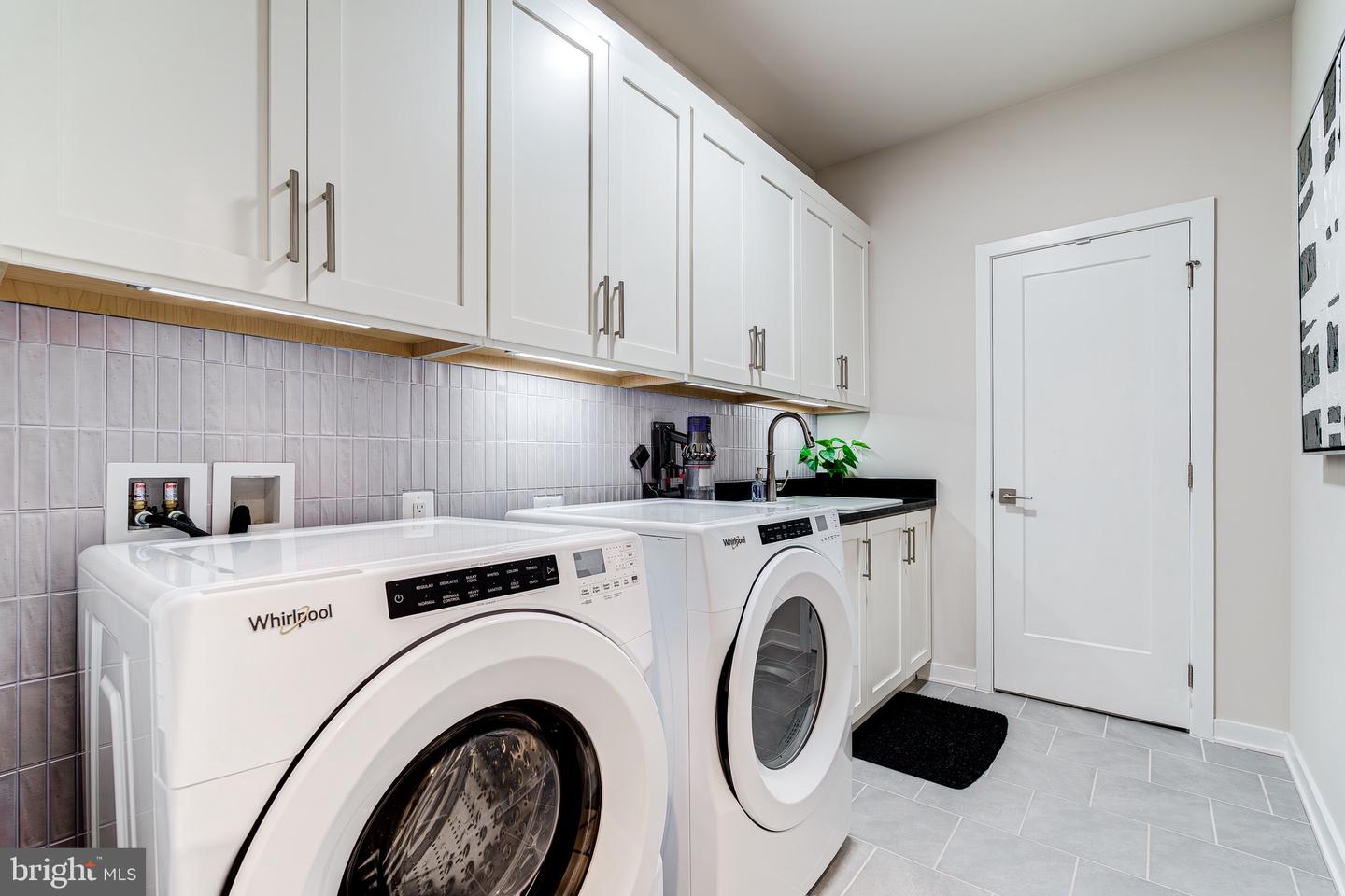 22158 PENELOPE HEIGHTS TER, ASHBURN, Virginia 20148, 3 Bedrooms Bedrooms, ,3 BathroomsBathrooms,Residential,For sale,22158 PENELOPE HEIGHTS TER,VALO2095804 MLS # VALO2095804