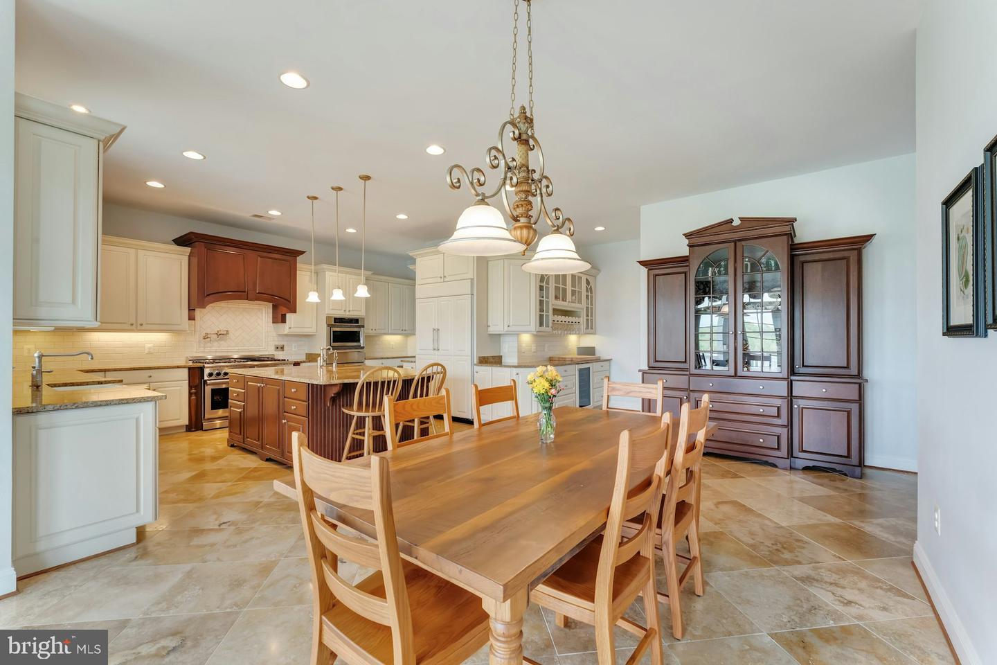 39918 LOOKOUT LN, WATERFORD, Virginia 20197, 4 Bedrooms Bedrooms, ,4 BathroomsBathrooms,Residential,For sale,39918 LOOKOUT LN,VALO2095864 MLS # VALO2095864