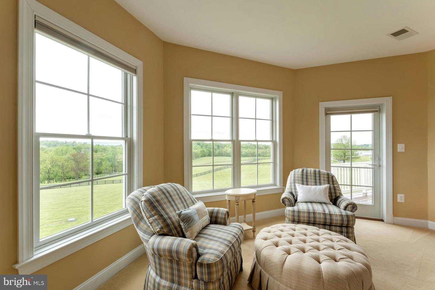 39918 LOOKOUT LN, WATERFORD, Virginia 20197, 4 Bedrooms Bedrooms, ,4 BathroomsBathrooms,Residential,For sale,39918 LOOKOUT LN,VALO2095864 MLS # VALO2095864