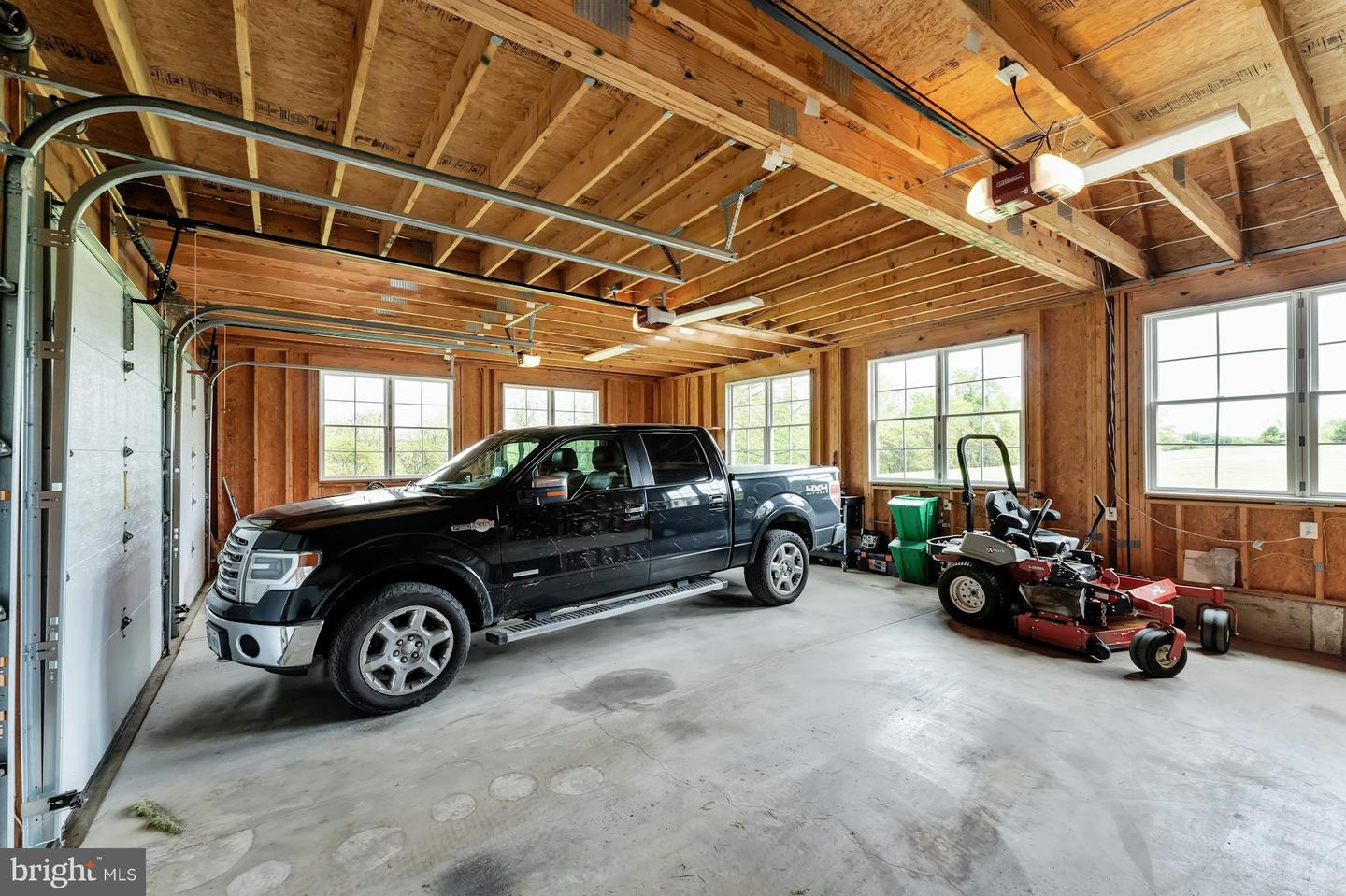 39918 LOOKOUT LN, WATERFORD, Virginia 20197, 4 Bedrooms Bedrooms, ,4 BathroomsBathrooms,Residential,For sale,39918 LOOKOUT LN,VALO2095864 MLS # VALO2095864