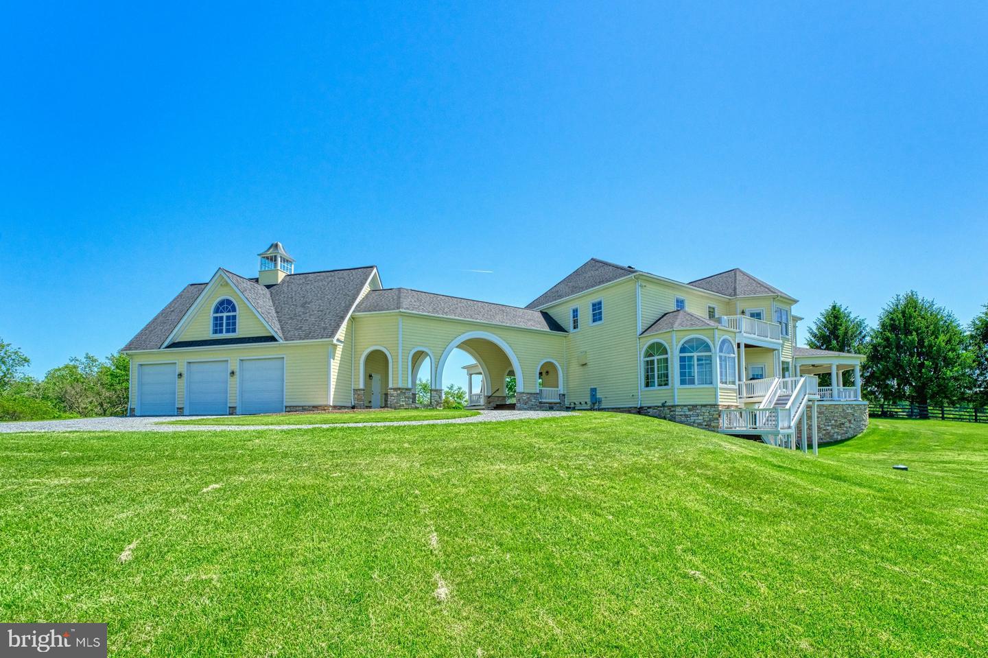 39918 LOOKOUT LN, WATERFORD, Virginia 20197, 4 Bedrooms Bedrooms, ,4 BathroomsBathrooms,Residential,For sale,39918 LOOKOUT LN,VALO2095864 MLS # VALO2095864