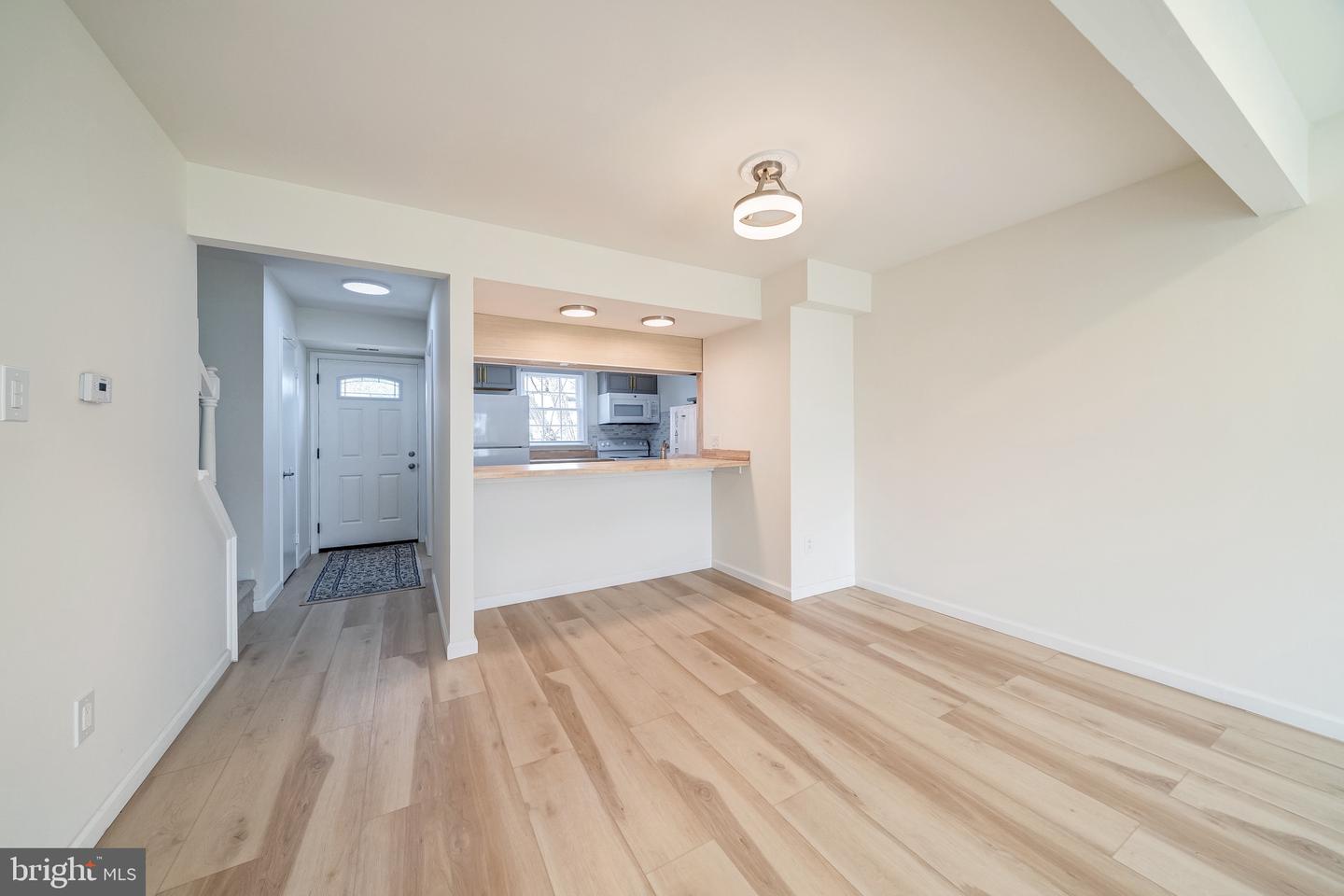 14419 COOL OAK LN, CENTREVILLE, Virginia 20121, 2 Bedrooms Bedrooms, ,1 BathroomBathrooms,Residential,For sale,14419 COOL OAK LN,VAFX2239456 MLS # VAFX2239456