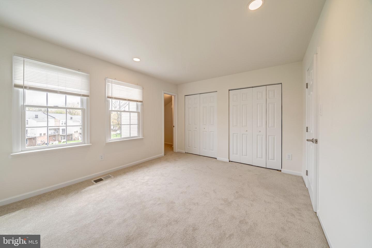 14419 COOL OAK LN, CENTREVILLE, Virginia 20121, 2 Bedrooms Bedrooms, ,1 BathroomBathrooms,Residential,For sale,14419 COOL OAK LN,VAFX2239456 MLS # VAFX2239456