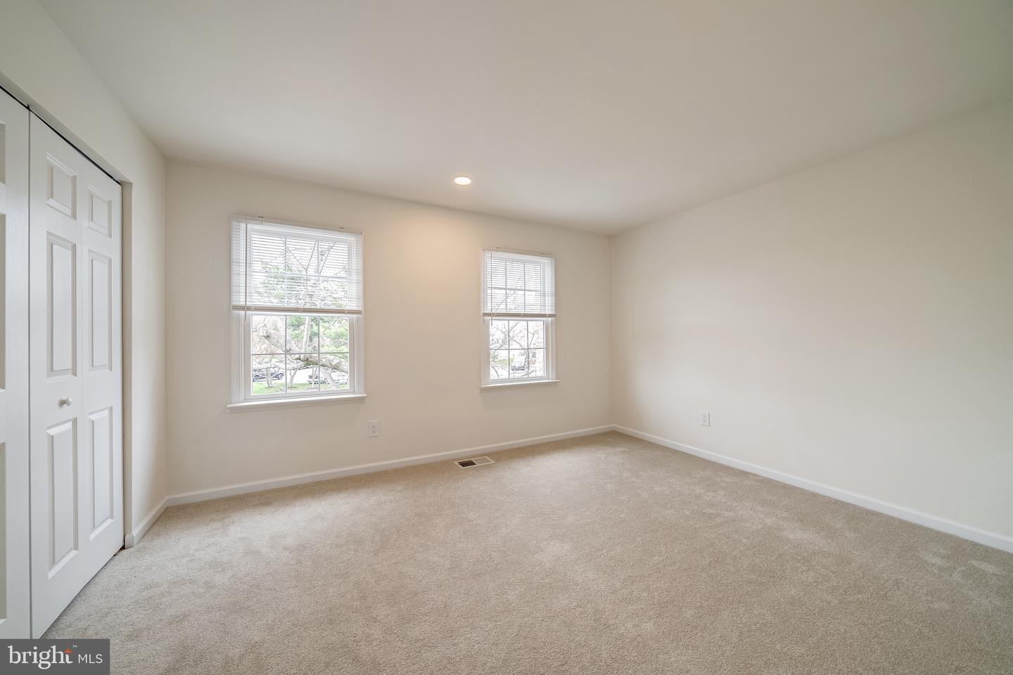14419 COOL OAK LN, CENTREVILLE, Virginia 20121, 2 Bedrooms Bedrooms, ,1 BathroomBathrooms,Residential,For sale,14419 COOL OAK LN,VAFX2239456 MLS # VAFX2239456