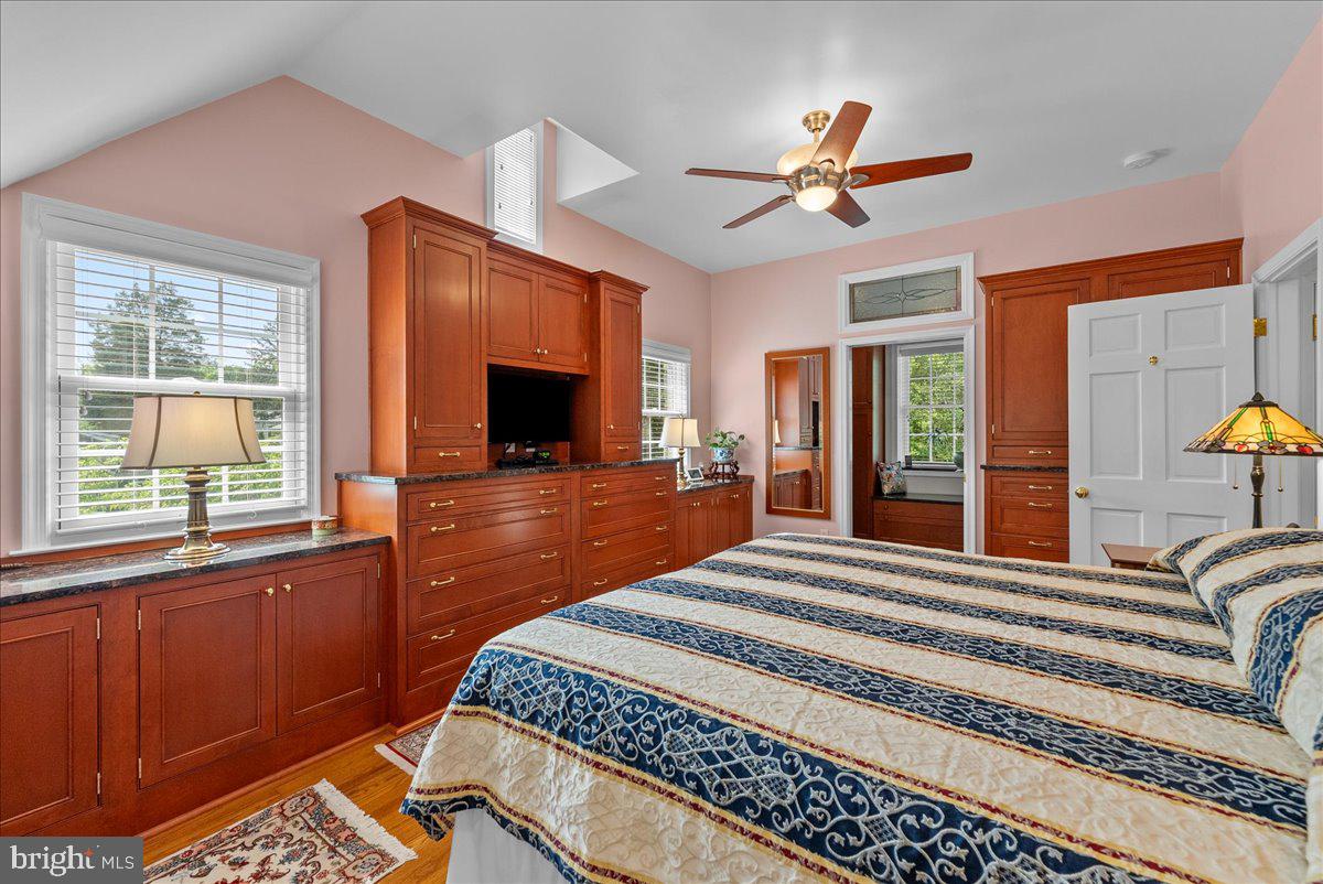 6223 LANGSTON BLVD, ARLINGTON, Virginia 22205, 3 Bedrooms Bedrooms, ,1 BathroomBathrooms,Residential,For sale,6223 LANGSTON BLVD,VAAR2057250 MLS # VAAR2057250