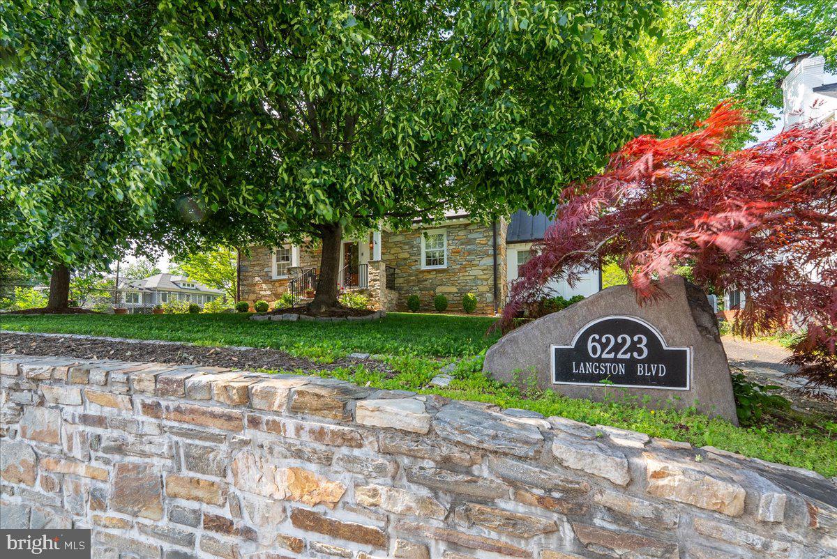 6223 LANGSTON BLVD, ARLINGTON, Virginia 22205, 3 Bedrooms Bedrooms, ,1 BathroomBathrooms,Residential,For sale,6223 LANGSTON BLVD,VAAR2057250 MLS # VAAR2057250
