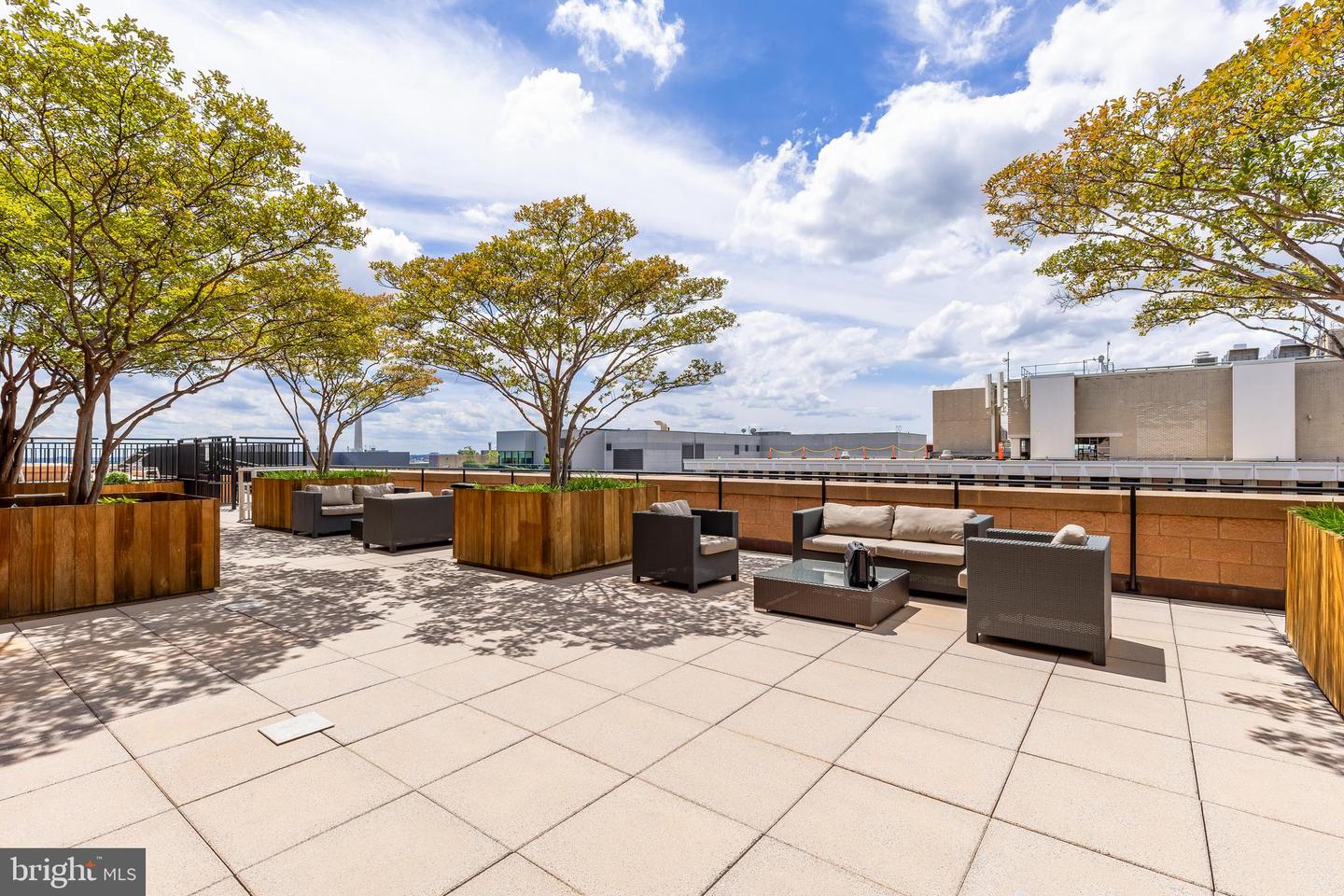 1010 MASSACHUSETTS AVE NW #211, WASHINGTON, District Of Columbia 20001, 1 Bedroom Bedrooms, ,1 BathroomBathrooms,Residential,For sale,1010 MASSACHUSETTS AVE NW #211,DCDC2199756 MLS # DCDC2199756