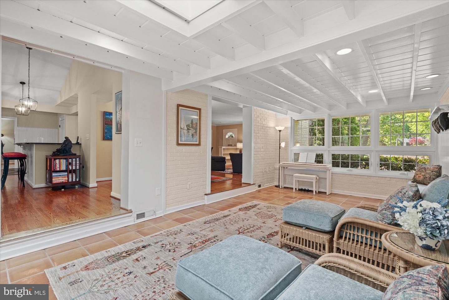 1104 LYNDALE DR, ALEXANDRIA, Virginia 22308, 4 Bedrooms Bedrooms, ,4 BathroomsBathrooms,Residential,For sale,1104 LYNDALE DR,VAFX2239648 MLS # VAFX2239648