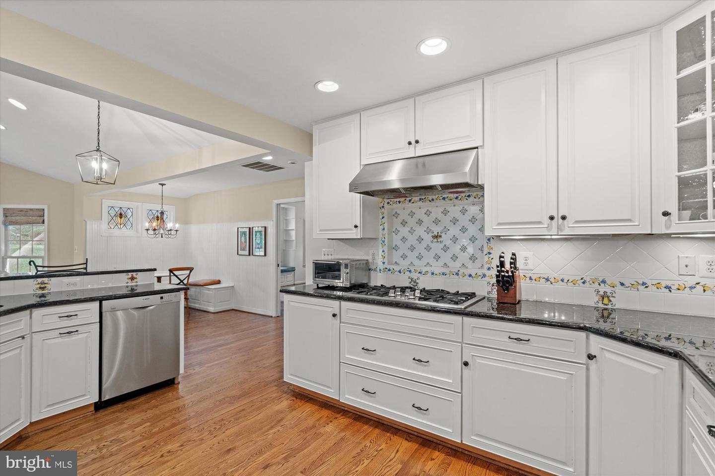 1104 LYNDALE DR, ALEXANDRIA, Virginia 22308, 4 Bedrooms Bedrooms, ,4 BathroomsBathrooms,Residential,For sale,1104 LYNDALE DR,VAFX2239648 MLS # VAFX2239648