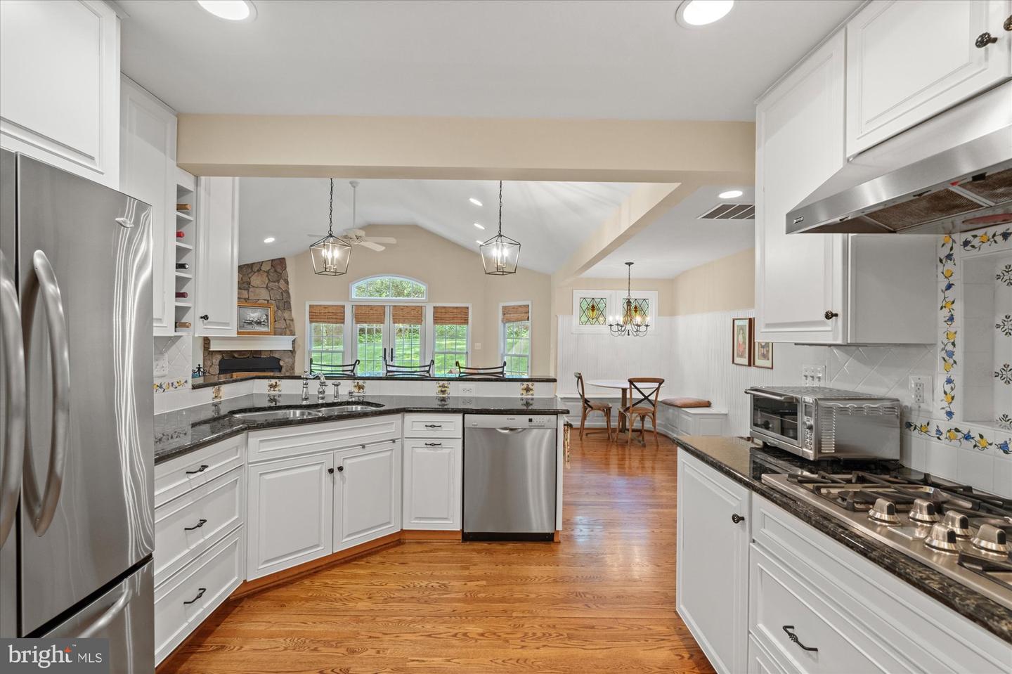 1104 LYNDALE DR, ALEXANDRIA, Virginia 22308, 4 Bedrooms Bedrooms, ,4 BathroomsBathrooms,Residential,For sale,1104 LYNDALE DR,VAFX2239648 MLS # VAFX2239648