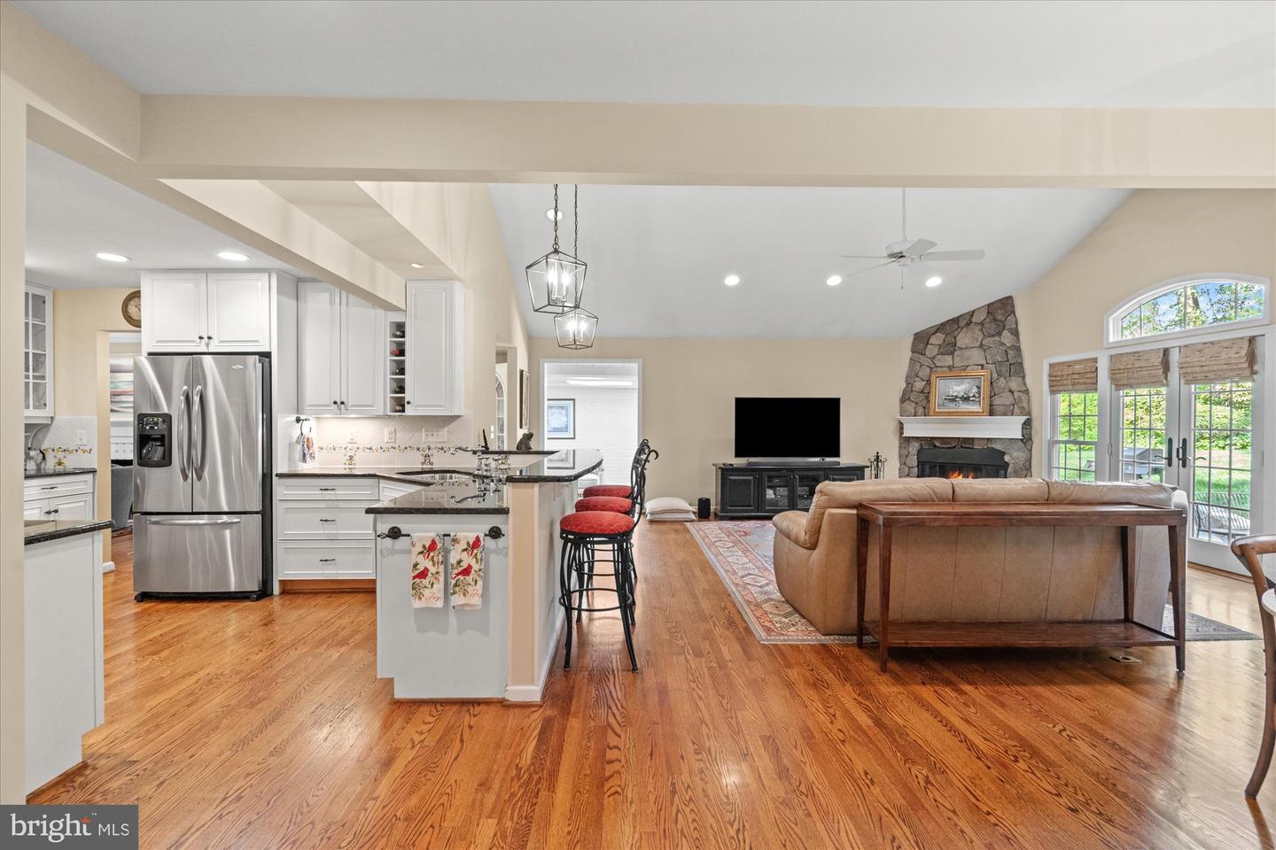 1104 LYNDALE DR, ALEXANDRIA, Virginia 22308, 4 Bedrooms Bedrooms, ,4 BathroomsBathrooms,Residential,For sale,1104 LYNDALE DR,VAFX2239648 MLS # VAFX2239648