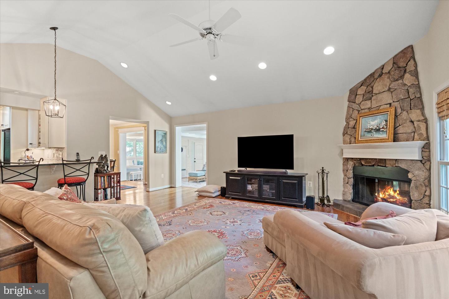 1104 LYNDALE DR, ALEXANDRIA, Virginia 22308, 4 Bedrooms Bedrooms, ,4 BathroomsBathrooms,Residential,For sale,1104 LYNDALE DR,VAFX2239648 MLS # VAFX2239648