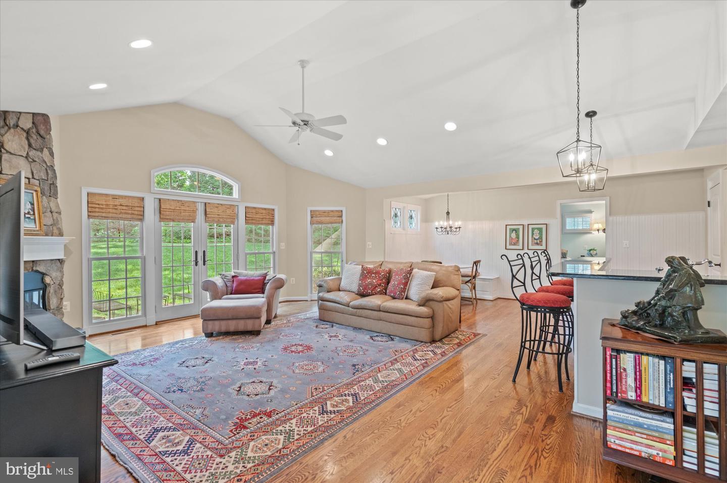 1104 LYNDALE DR, ALEXANDRIA, Virginia 22308, 4 Bedrooms Bedrooms, ,4 BathroomsBathrooms,Residential,For sale,1104 LYNDALE DR,VAFX2239648 MLS # VAFX2239648