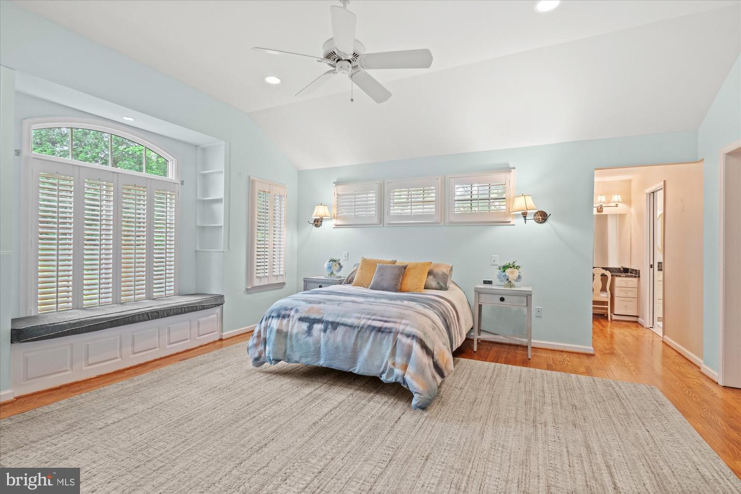 1104 LYNDALE DR, ALEXANDRIA, Virginia 22308, 4 Bedrooms Bedrooms, ,4 BathroomsBathrooms,Residential,For sale,1104 LYNDALE DR,VAFX2239648 MLS # VAFX2239648