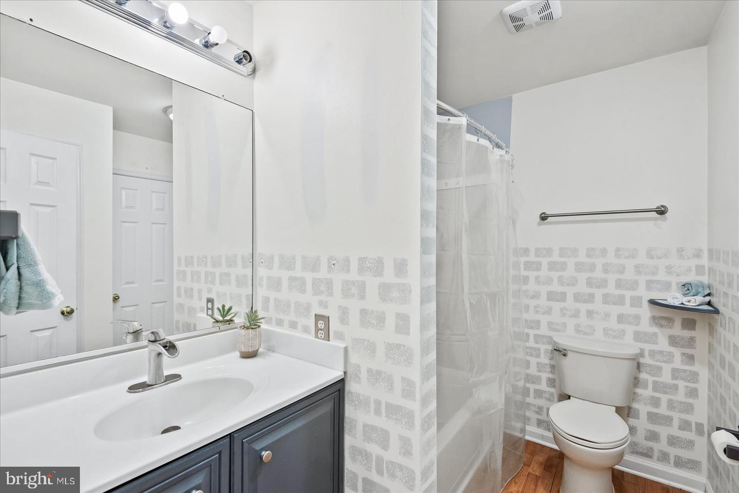 2211 ROCK CREEK RD, FREDERICKSBURG, Virginia 22407, 2 Bedrooms Bedrooms, ,2 BathroomsBathrooms,Residential,For sale,2211 ROCK CREEK RD,VASP2032986 MLS # VASP2032986