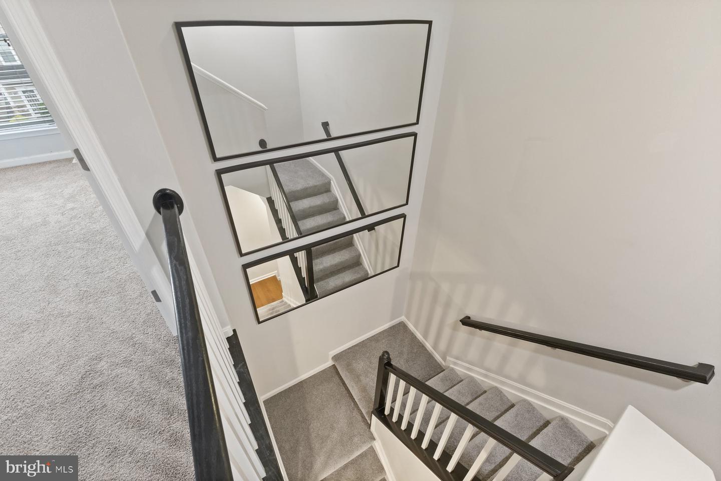 400 WOODCREST DR SE, WASHINGTON, District Of Columbia 20032, 3 Bedrooms Bedrooms, 3 Rooms Rooms,2 BathroomsBathrooms,Residential,For sale,400 WOODCREST DR SE,DCDC2200196 MLS # DCDC2200196