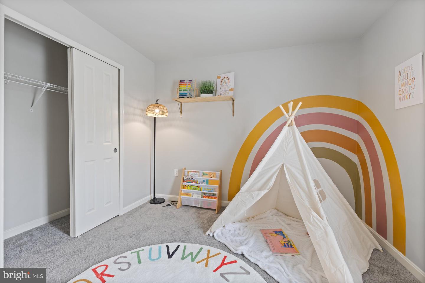 400 WOODCREST DR SE, WASHINGTON, District Of Columbia 20032, 3 Bedrooms Bedrooms, 3 Rooms Rooms,2 BathroomsBathrooms,Residential,For sale,400 WOODCREST DR SE,DCDC2200196 MLS # DCDC2200196